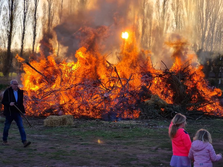 Osterfeuer 2022 Eringerfeld